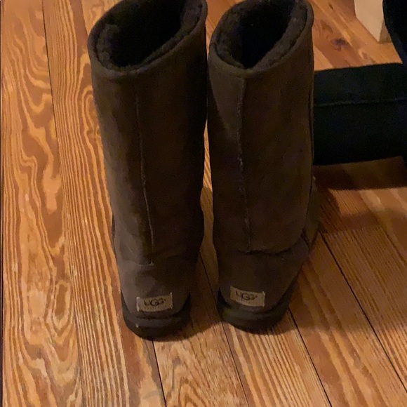 UGG boots - Picture 2 of 9